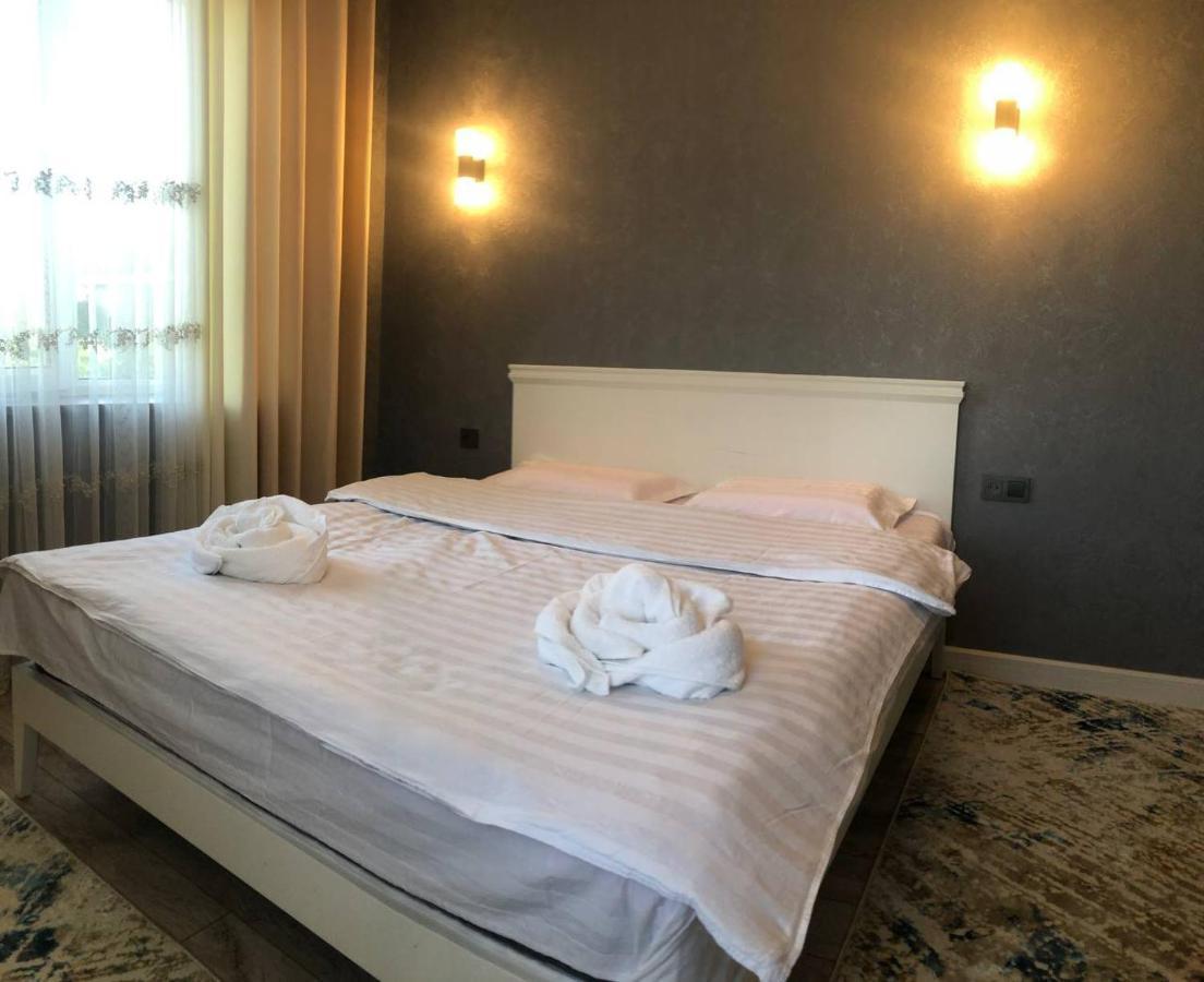 Vavilon Apartman Karakol Kültér fotó