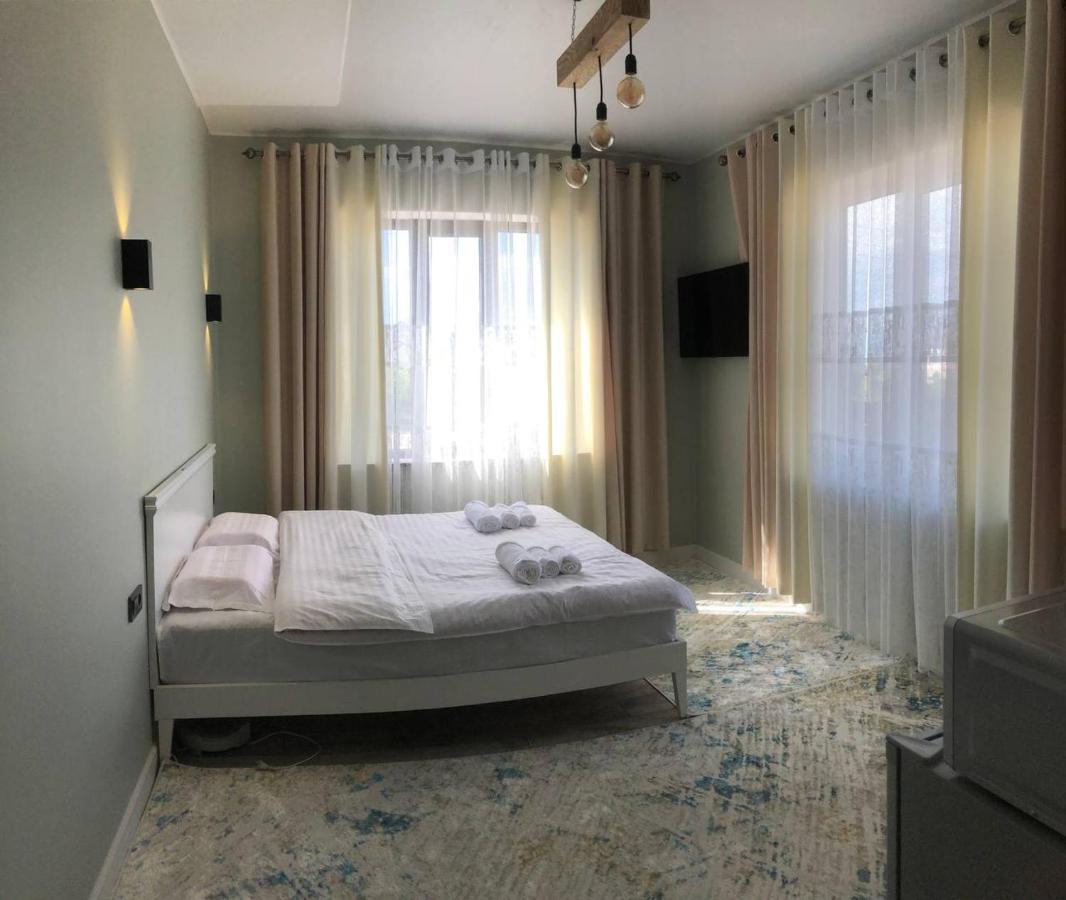 Vavilon Apartman Karakol Kültér fotó