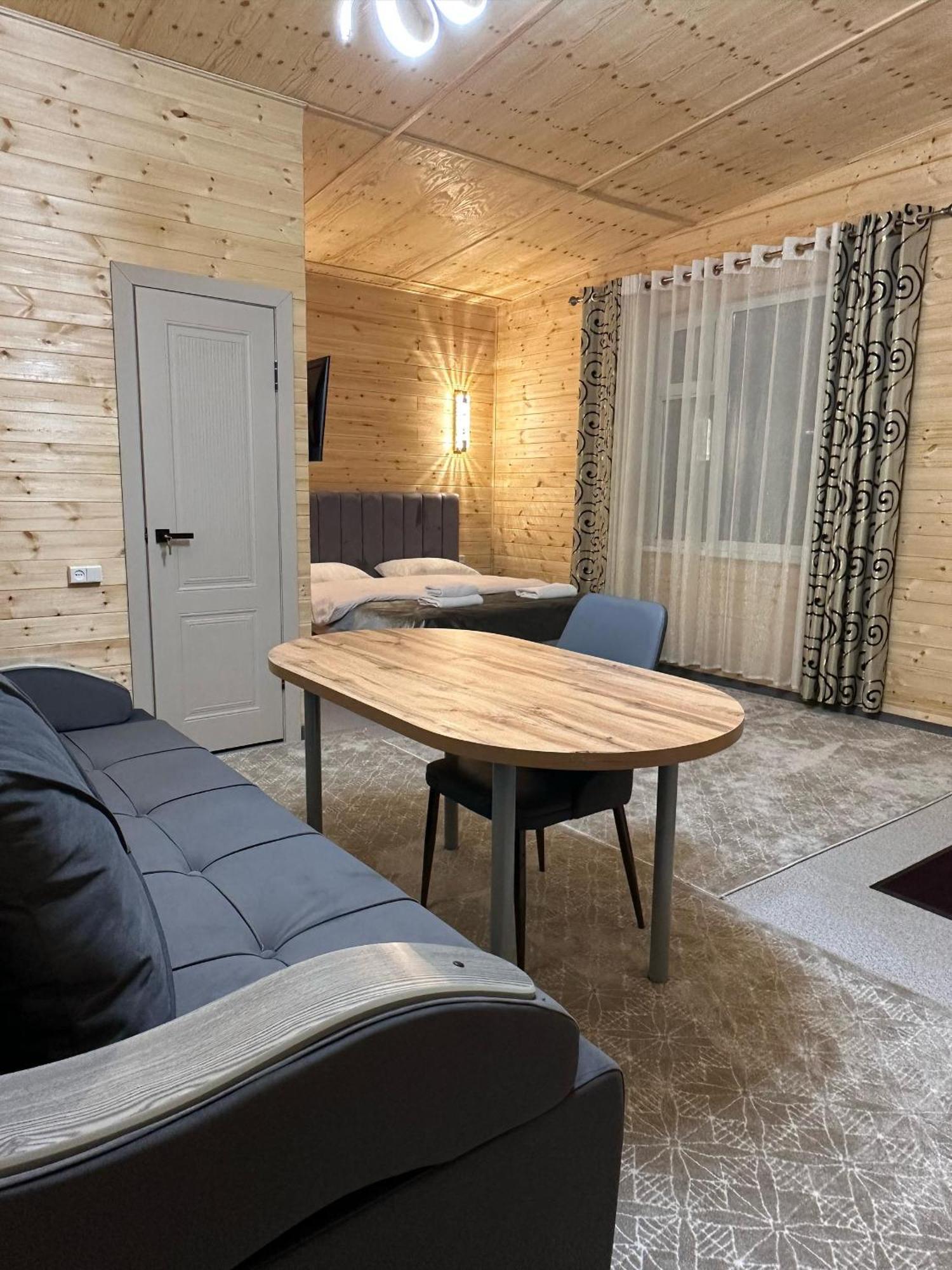 Vavilon Apartman Karakol Kültér fotó